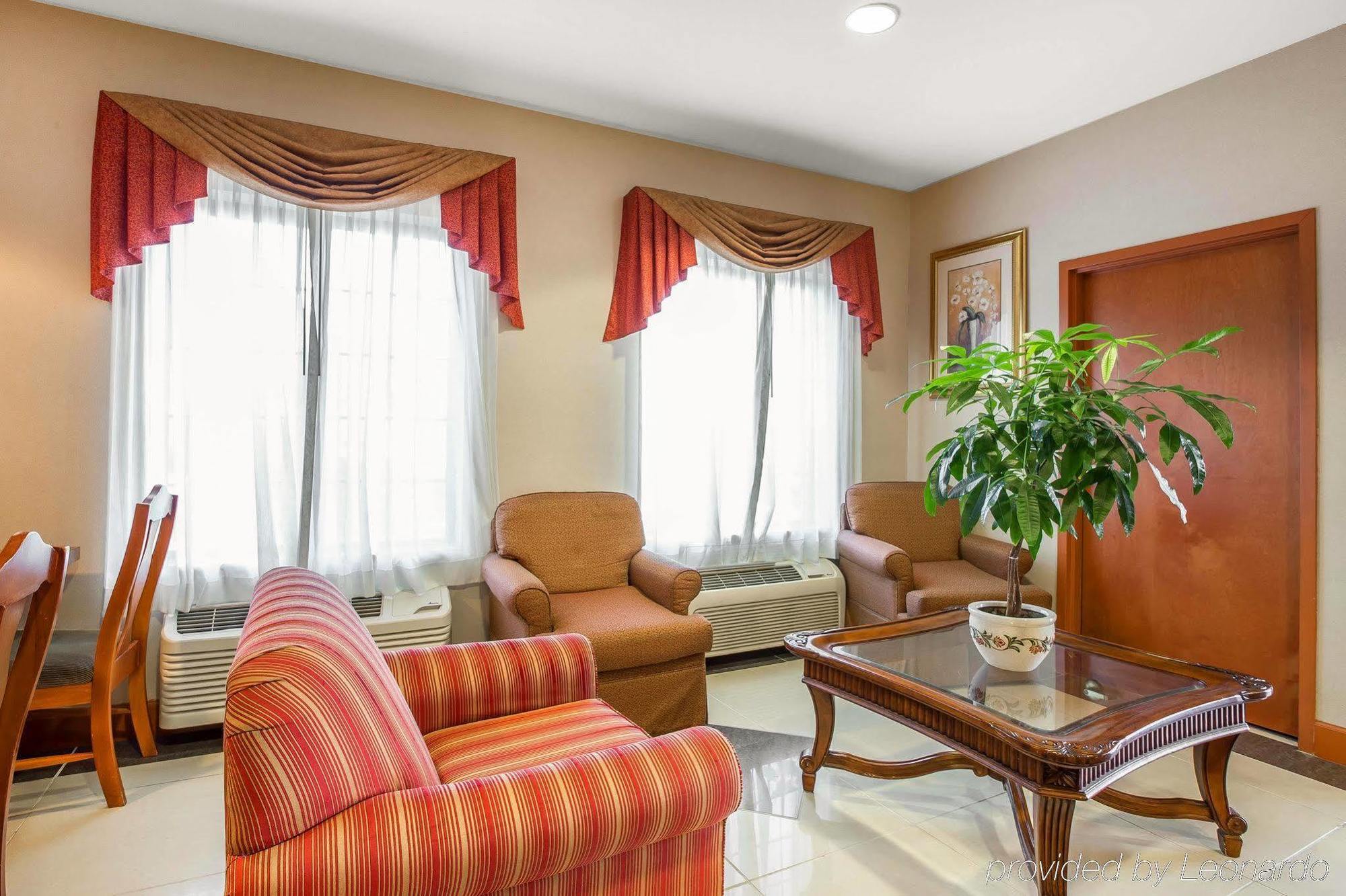 Econo Lodge Brunswick Bagian luar foto