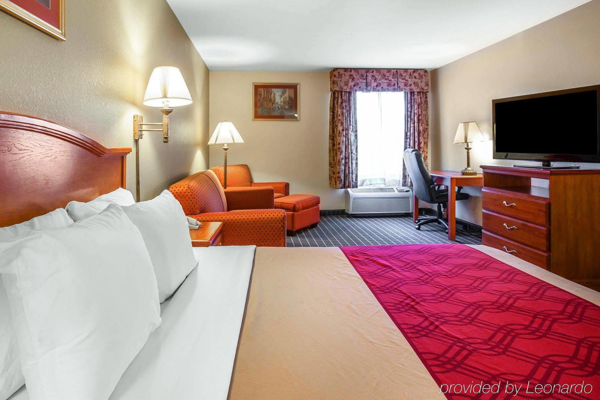 Econo Lodge Brunswick Bagian luar foto